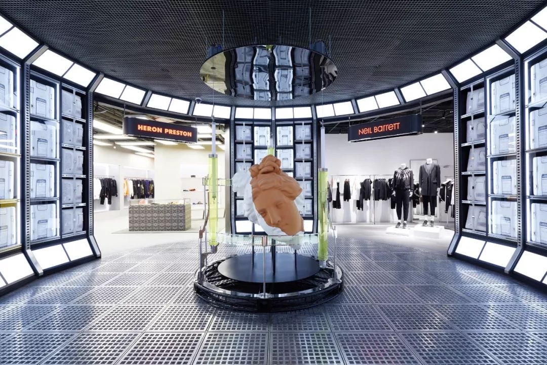 gentlemonster可能是最会设计店铺的品牌