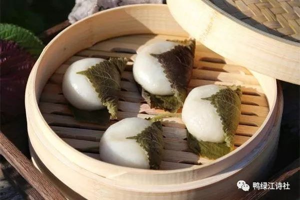 诗画苏叶糕锦瓤香馥盈蒲室玉体晶莹束紫袍