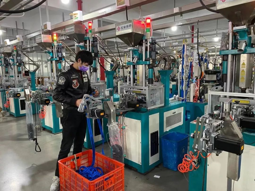 战疫第一线灵活调岗分批返回浙江杰凯拉链科技有限公司循序渐进恢复