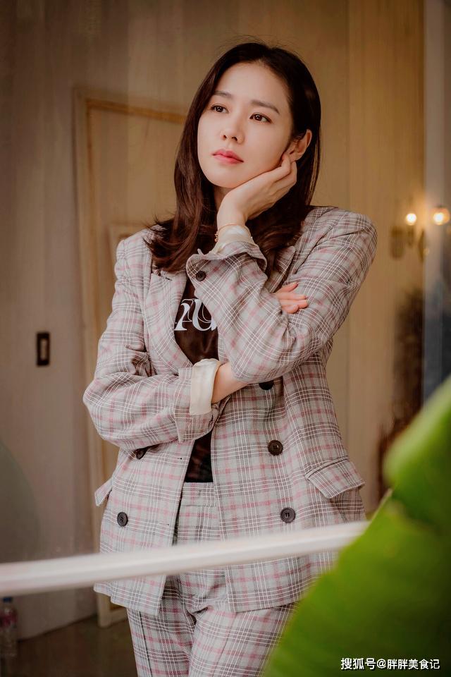 韩国人气女明星孙艺珍高清壁纸_电影