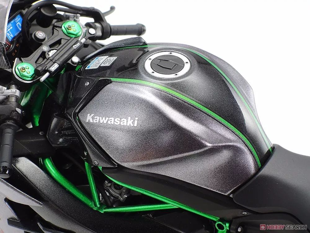 新品預訂田宮kawasakininjah2carbon川崎忍者h2碳纖版開定