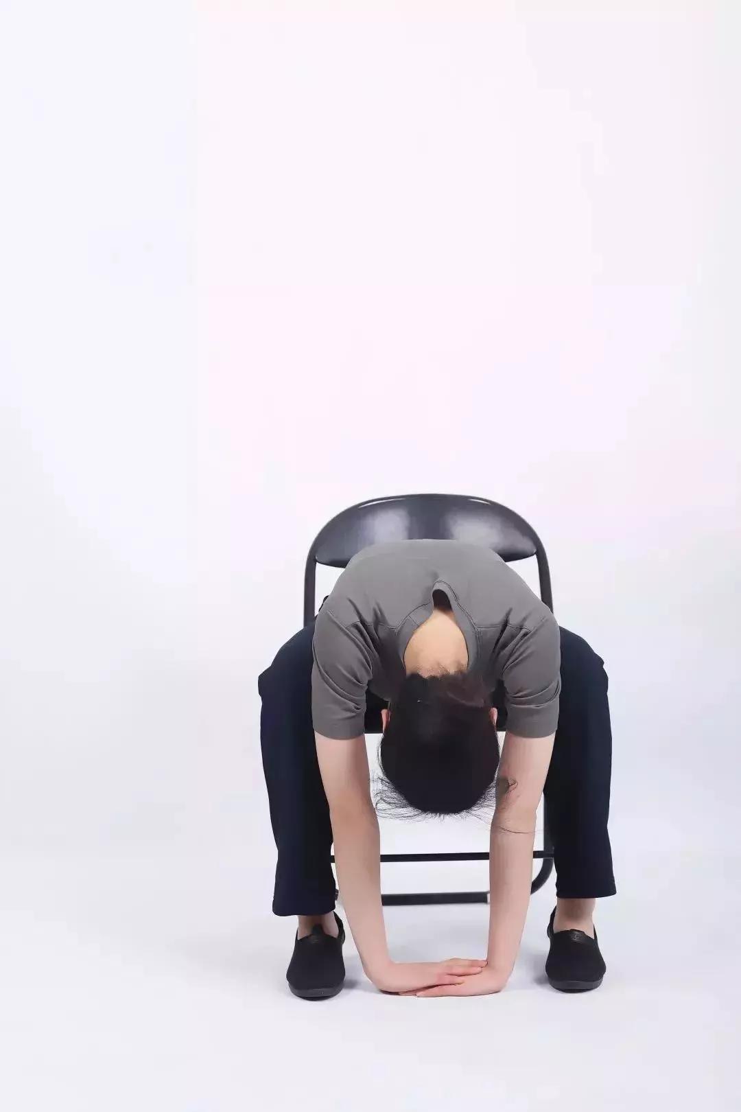 面对新型肺炎这份居家牵伸训练请收好