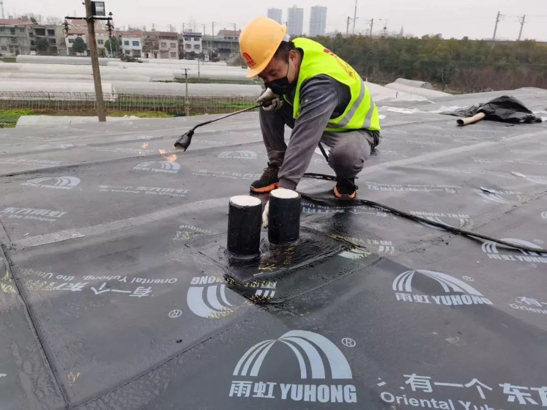 同心戰疫東方雨虹馳援安陸費縣晉中應急醫療項目建設