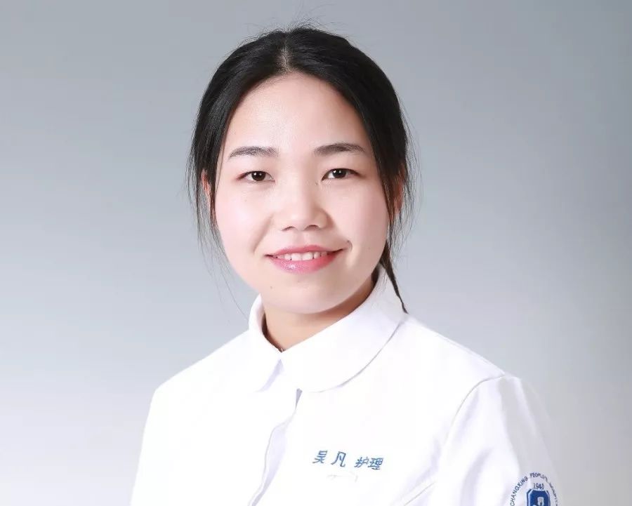 王艳妮(急诊重症医学科)第一批援鄂同事出发的时候,我心里