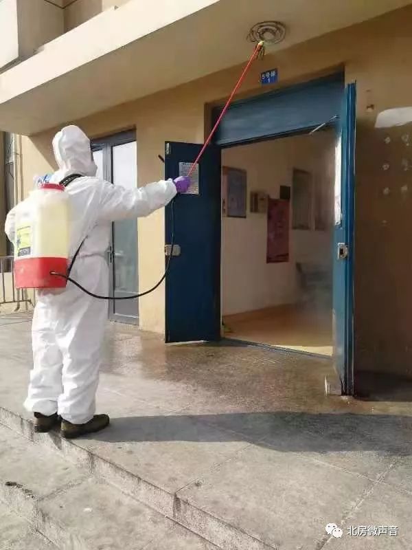 河北区靖江路房管站全力做好物业小区内的防疫工作