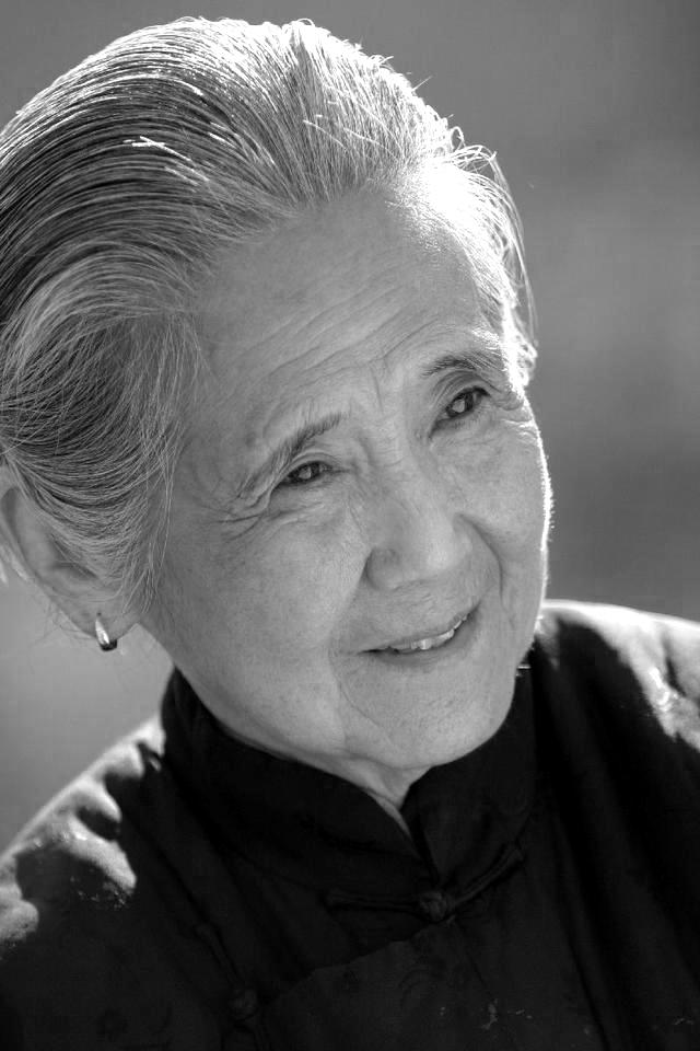 原创著名演员鲁园去世银屏最慈祥奶奶走了享年91岁曾与倪萍演母女