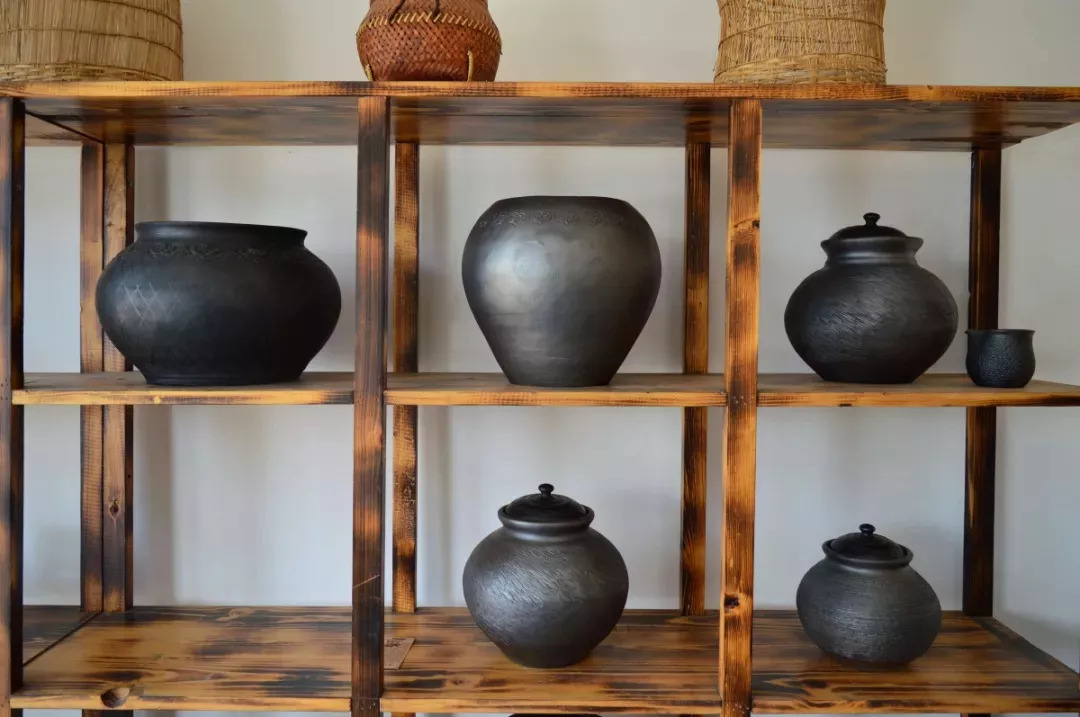 剑川黑陶因他而重新焕发生机