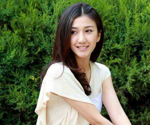 原创她出道10年都没红,在一部电影中仅仅只出现了10秒,一下就爆红了