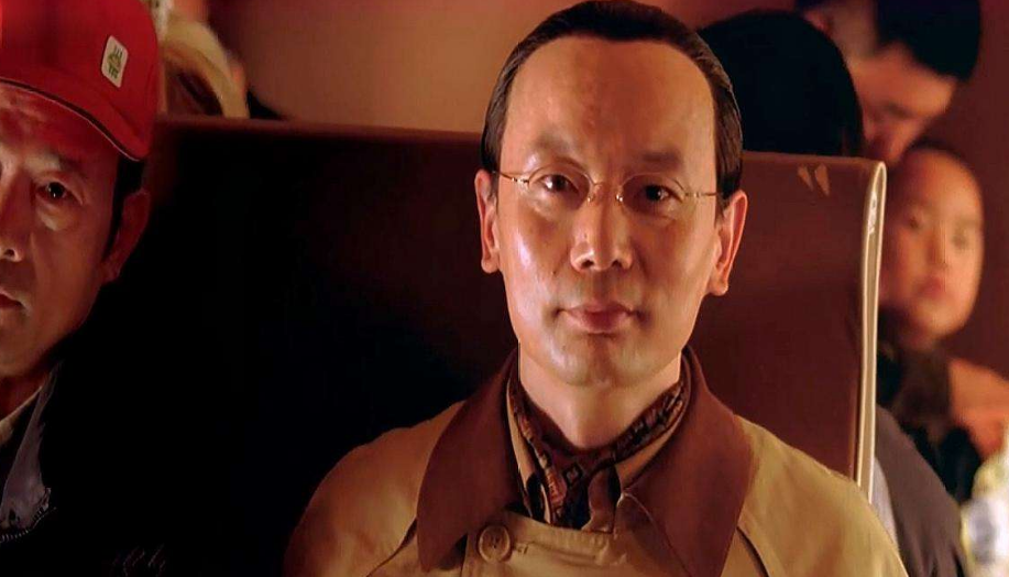 但为了不被人发现,每次上车偷盗的时候,黄庭利都不