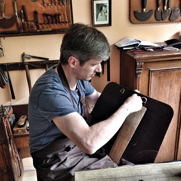 手工皮具设计师simaprague