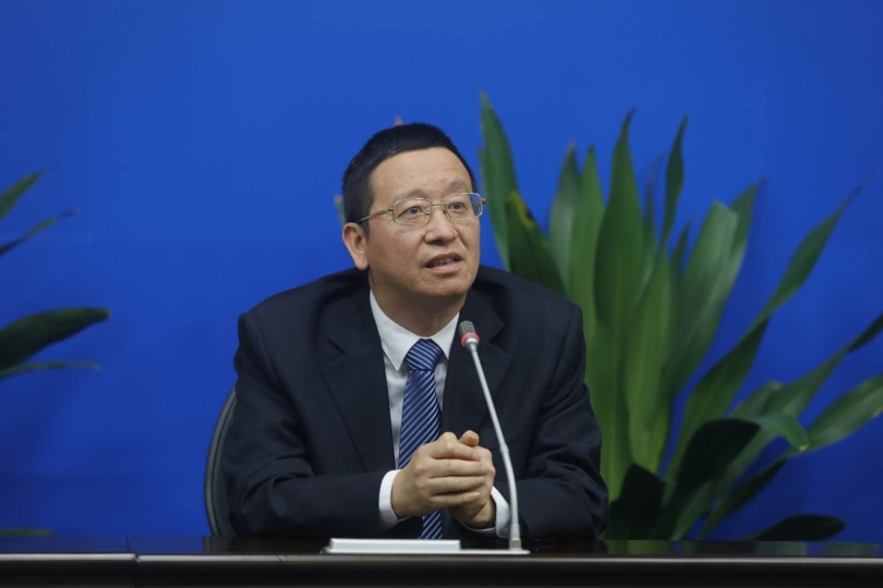 铁一中学校长师生应正确理解停课不停学