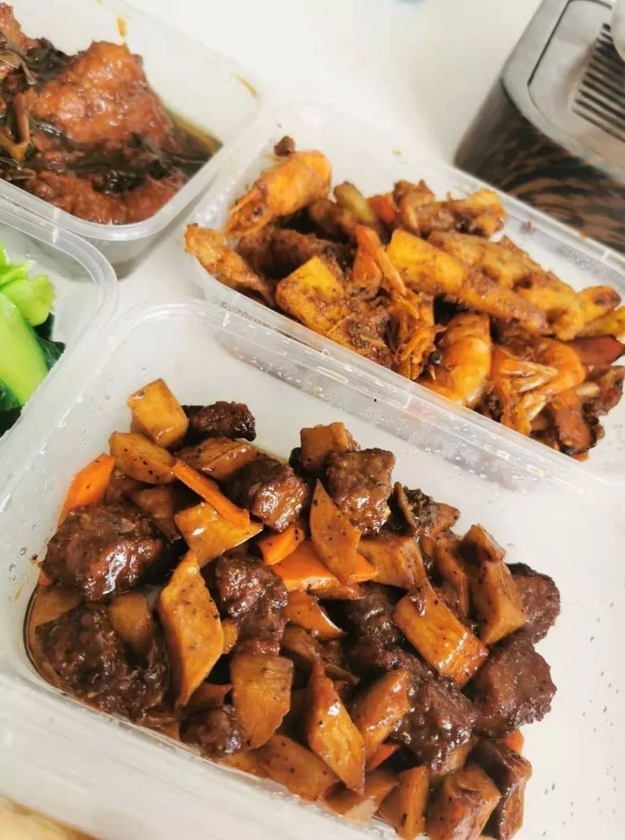 月湖萃外卖到家健康美味大餐23元抢月湖萃一人食108元抢月湖萃三人食