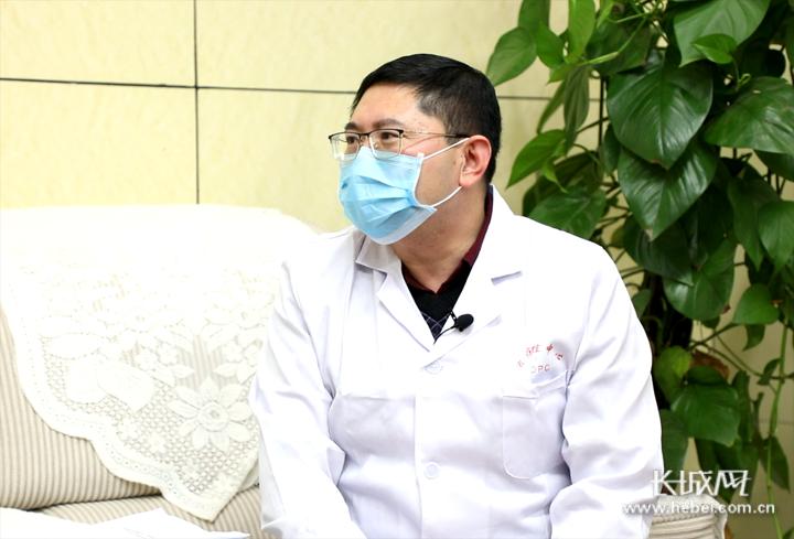 疾病预防控制中心艾滋病高危人群干预工作队队长,传染病防治专家梁良