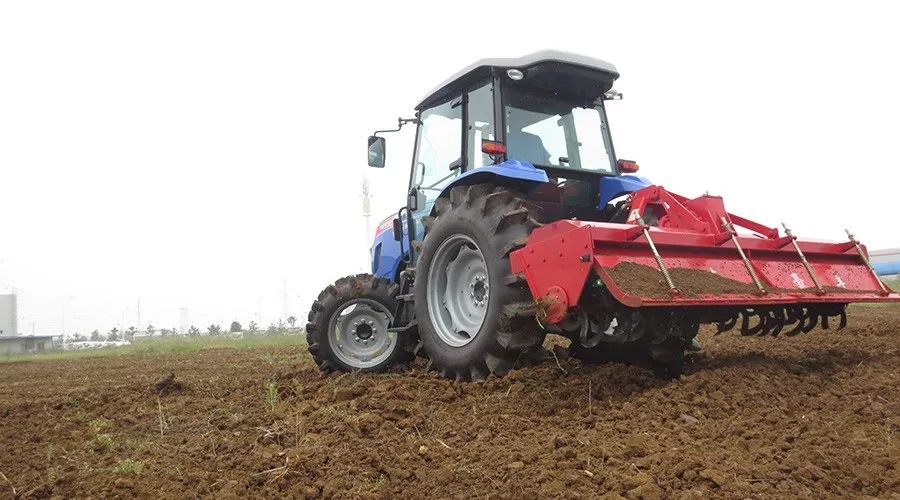 东风井关t954型拖拉机水田旱地双料能手