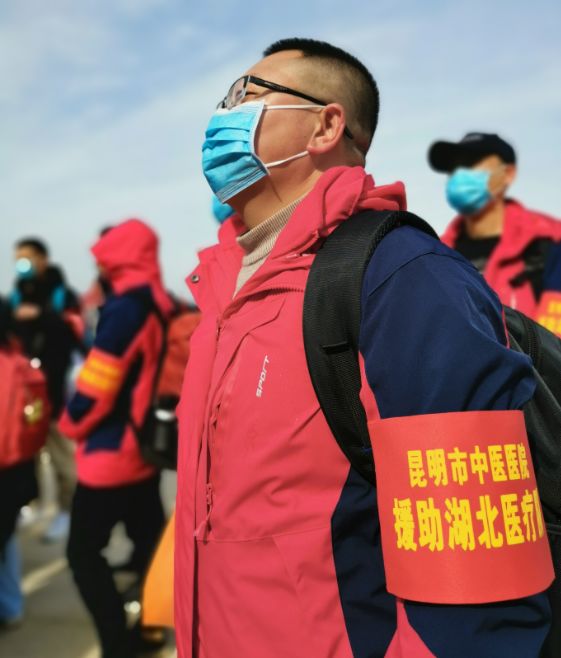 市中丨战地家书我亲爱的孩爸写给抗疫前线丈夫的一封情书