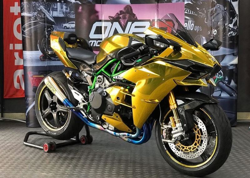 川崎ninjah2最亮眼改装神兽身披黄金甲你酸了吗