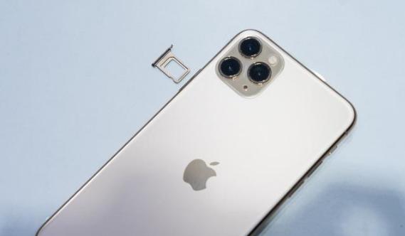 8的风格,但核心性能组件将使用iphone 11摄像头组件的旗舰组件