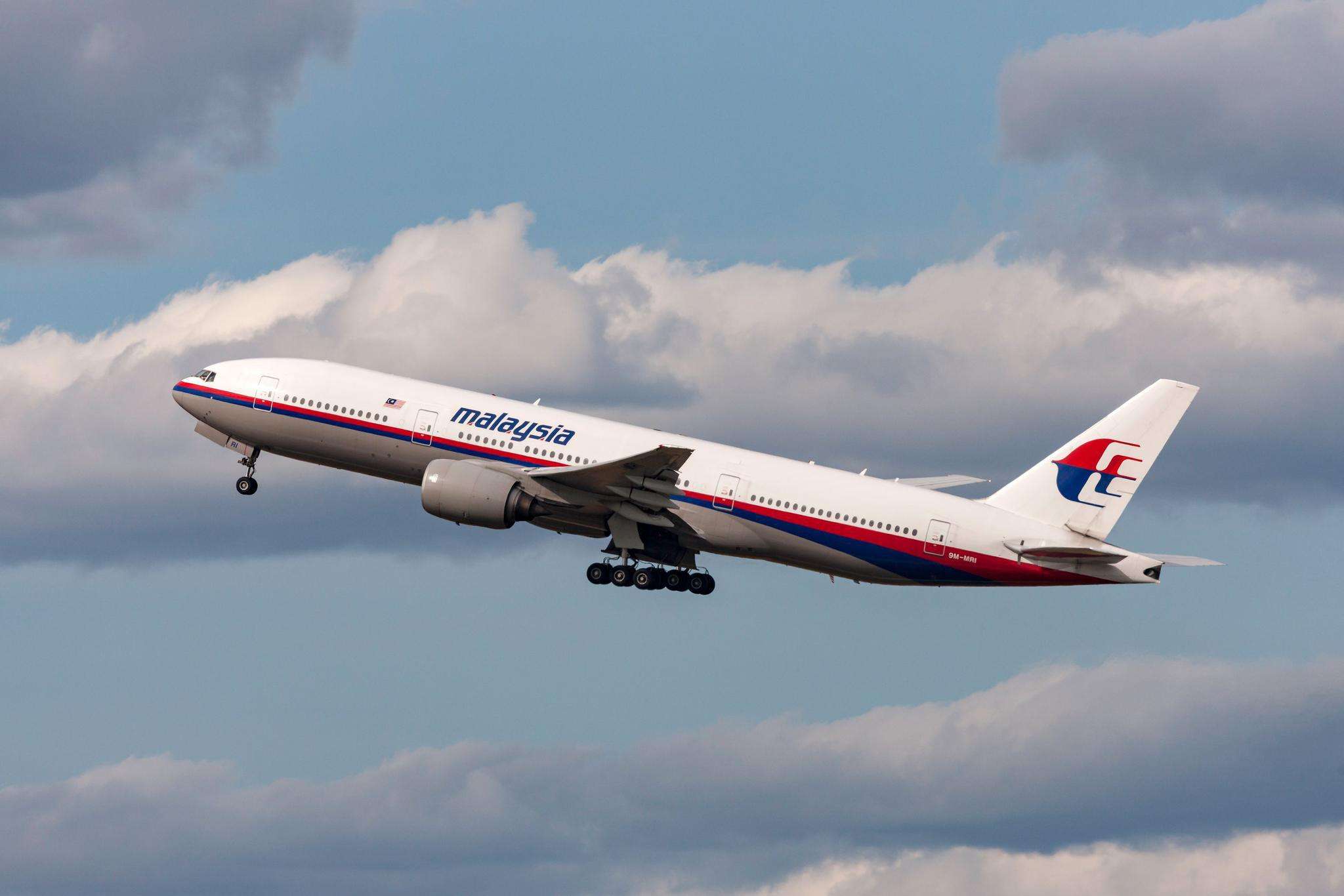 mh370案新证据浮现,重启搜索指日可待,马来西亚官方却犹豫了