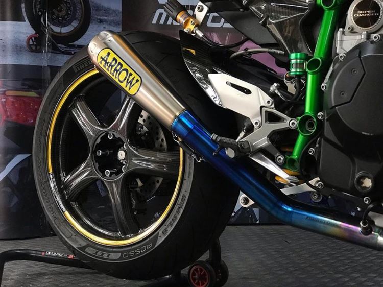 川崎ninjah2最亮眼改装神兽身披黄金甲你酸了吗