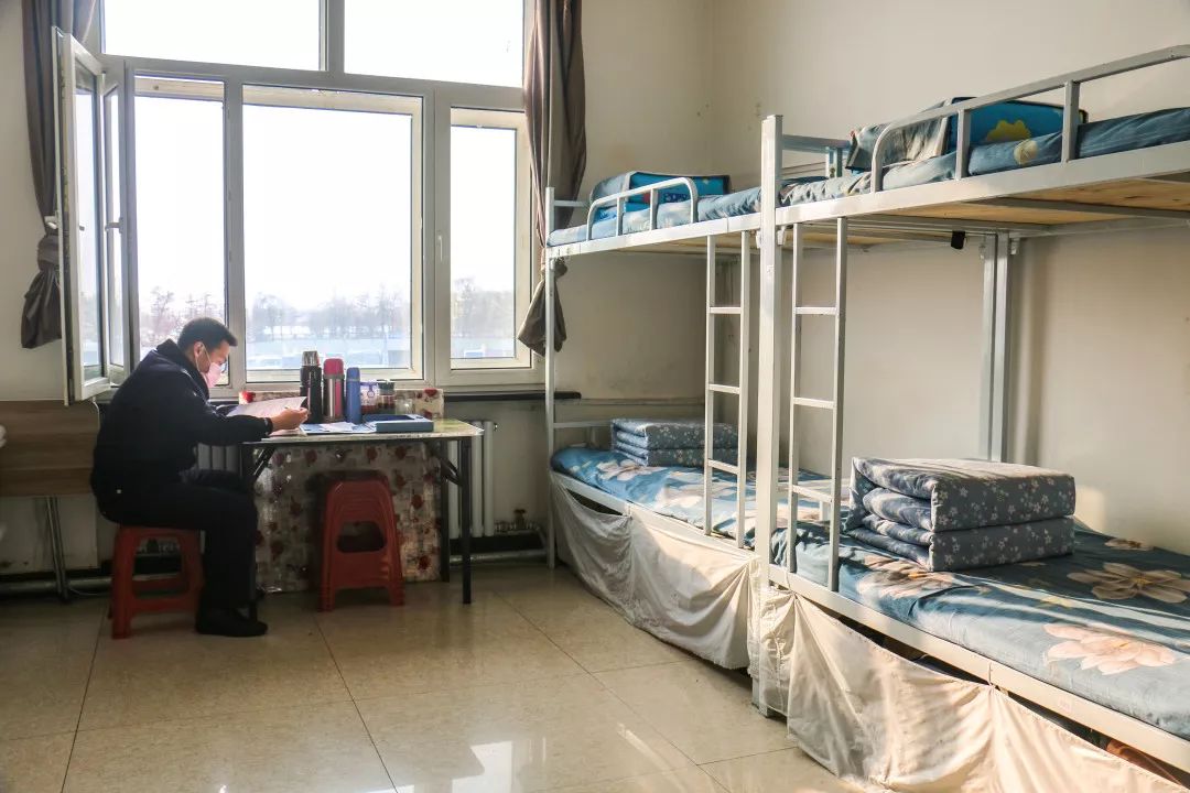 "六个"保障,为战"疫"接力!_香兰监狱