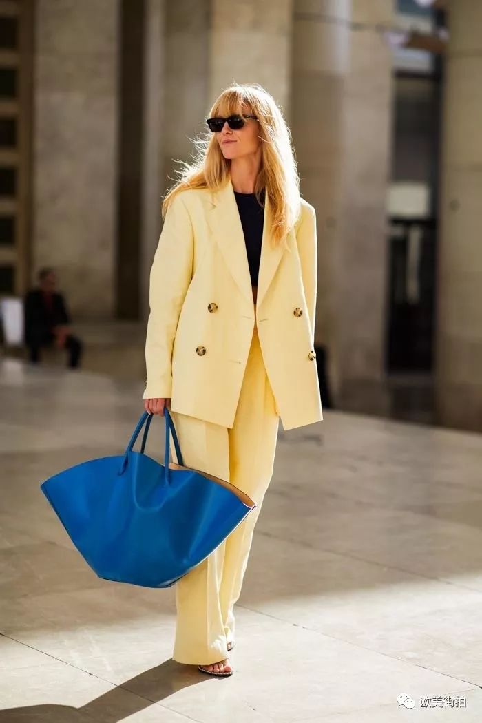 2020年最显白的一个颜色穿上身美炸了