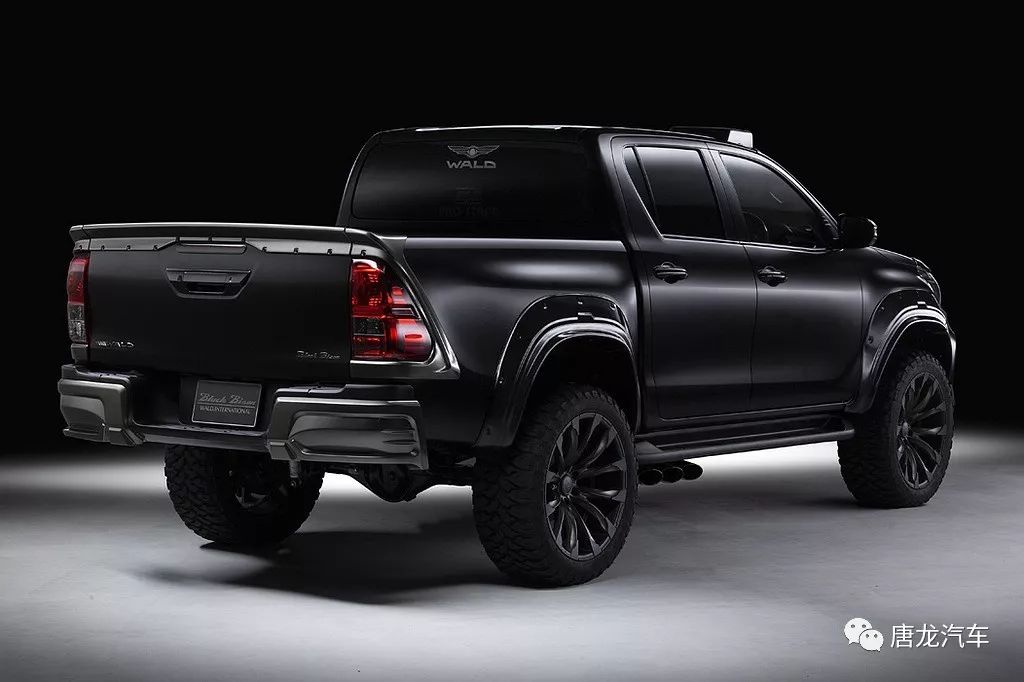 再添威猛气息wald推出toyotahilux专属blackbison车体套件