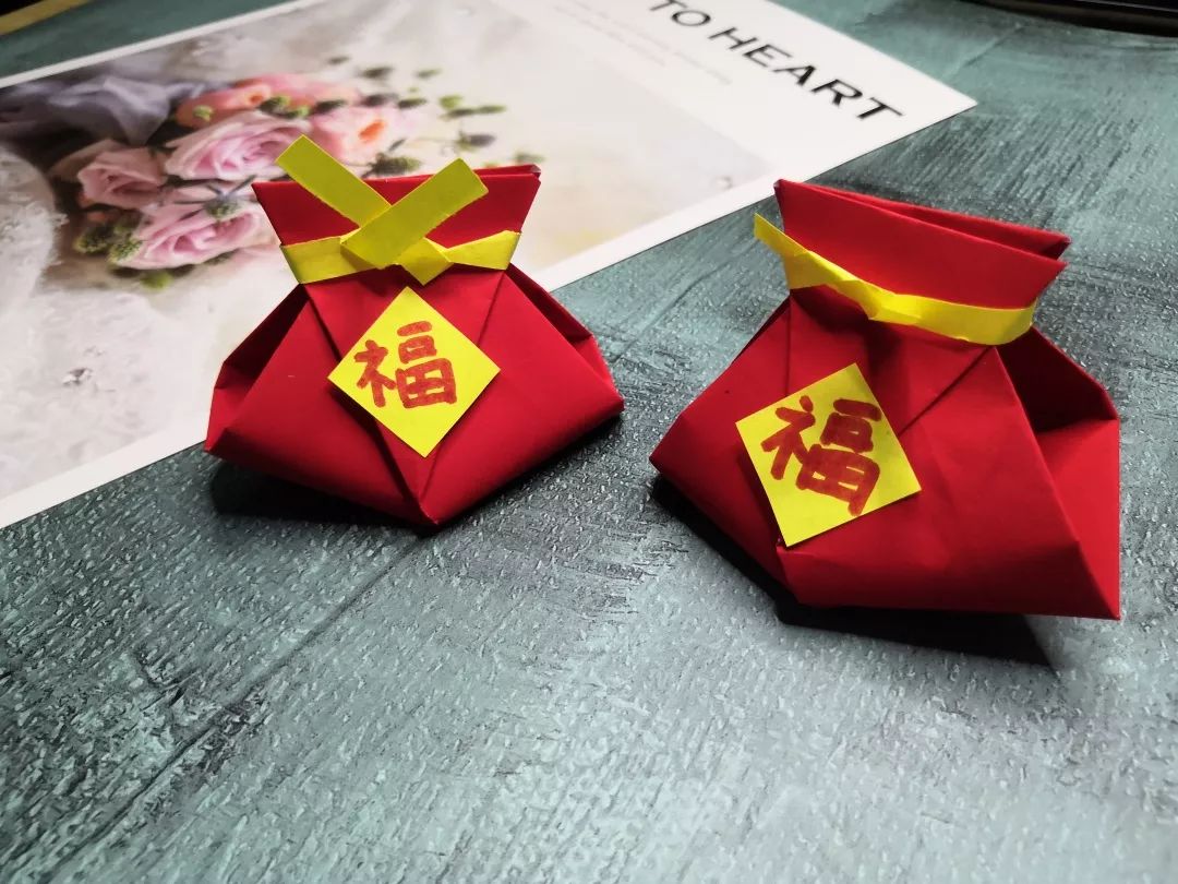 家园共育微课堂做一个福袋送给防疫的战士们