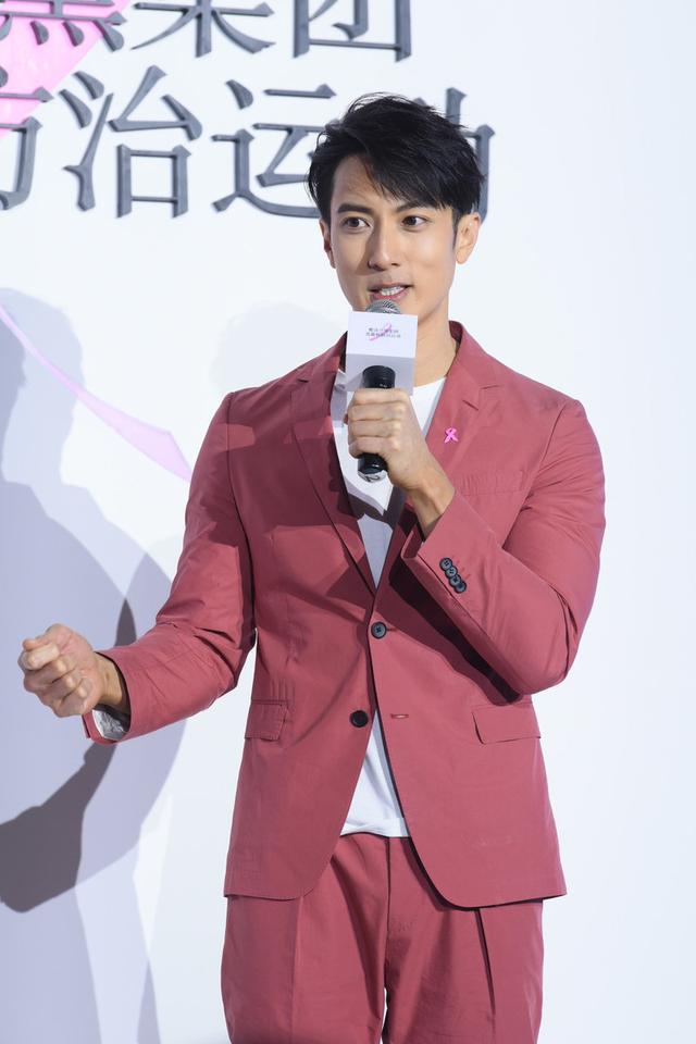 可man可少年跟着吴尊学穿搭