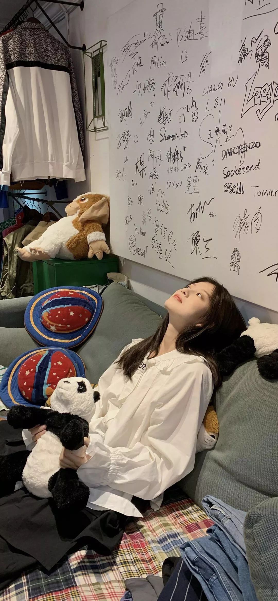 渣男壁纸全是你喜欢的漂亮小姐姐