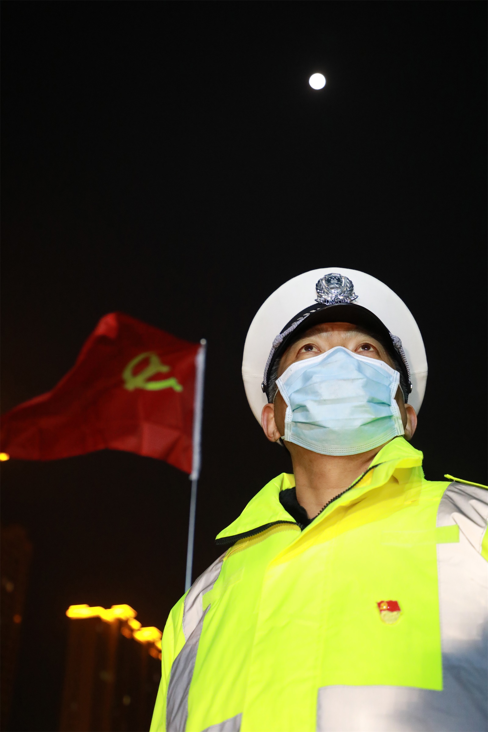 汴梁人物|开封祥符区交警大队李志刚:向着党旗,逆行战"疫"!