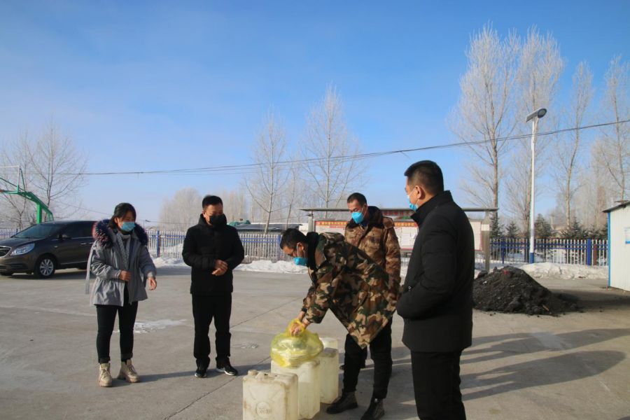 英雄作表率甘做群众守护神记优秀女职工萝北县肇兴镇党委副书记孟庆娟