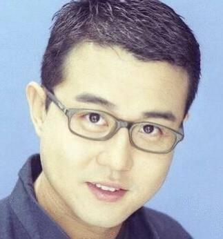tvb男主播搞出乌龙事件搭档惊慌失措曾被其他艺人曝光不尊重女性