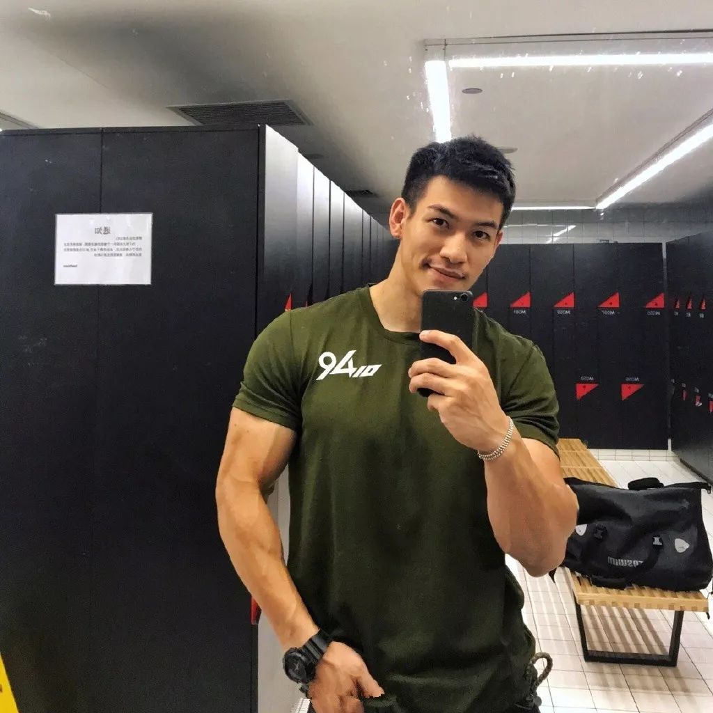 06 ins:seven_nguyen5607 ins:waikinofficial08 ins:minky.