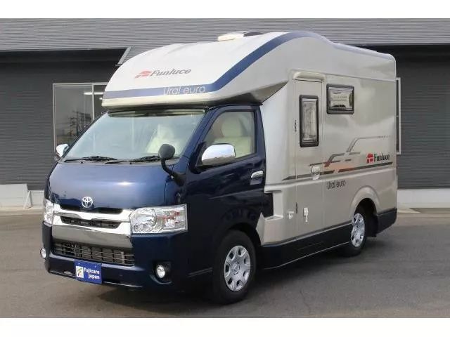 这款房车由丰田海狮底盘打造而来,虽然这款底盘在日本房车中占据了