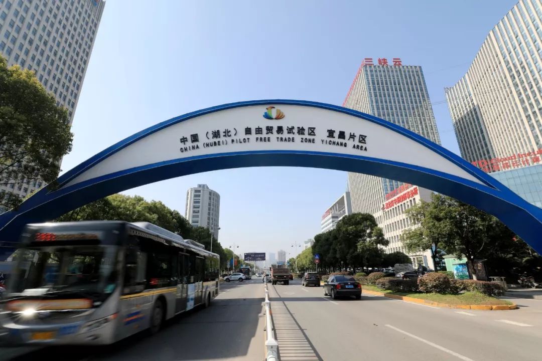 诗歌节 @黄翔/摄第八届长江钢琴音乐节@付蓓蓓/摄这里是土家族聚居地