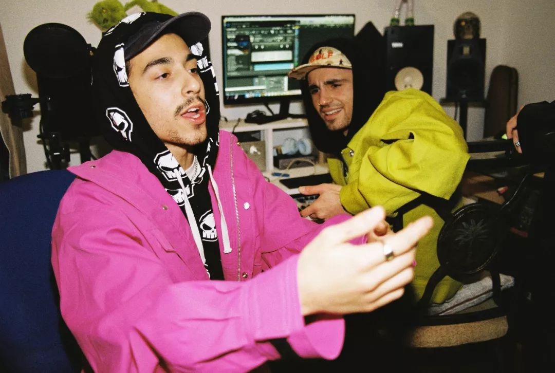 worldwide说唱除了暴力金钱黑帮之外还有每个人都得洗碗