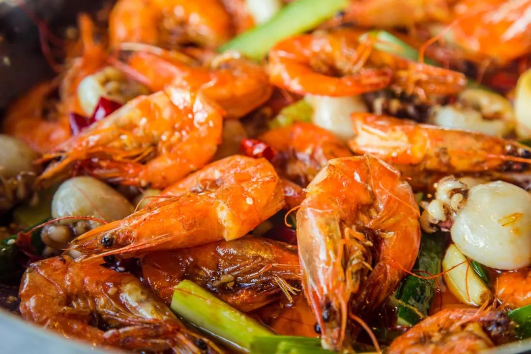 面对疫情,都昌这家餐饮店老板这样做.