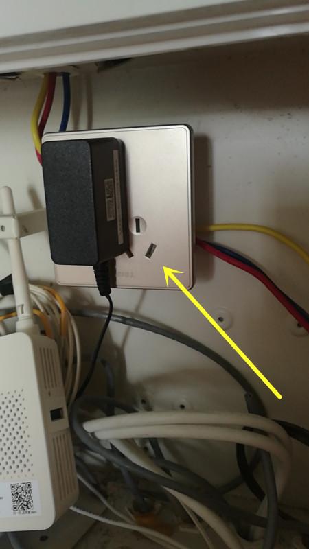 弱电箱里要不要提前装个插座听朋友这么建议的确省事不少