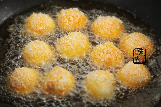 山药别浇蓝莓酱了多加这2步拉丝还香甜朋友大呼好吃法