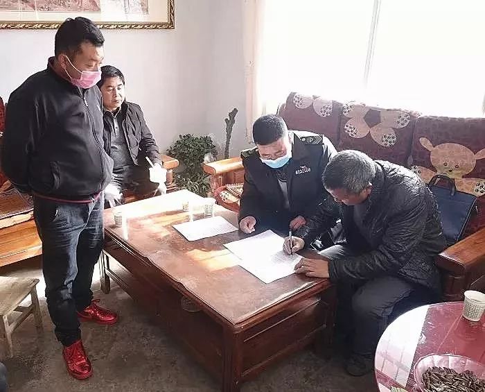 抗"疫"先锋—康县大南峪食药监所所长薛俊龙