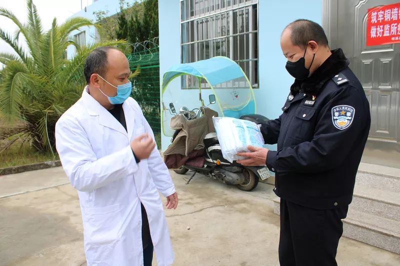 新冠无情人间有爱明溪这里上演许多暖心片