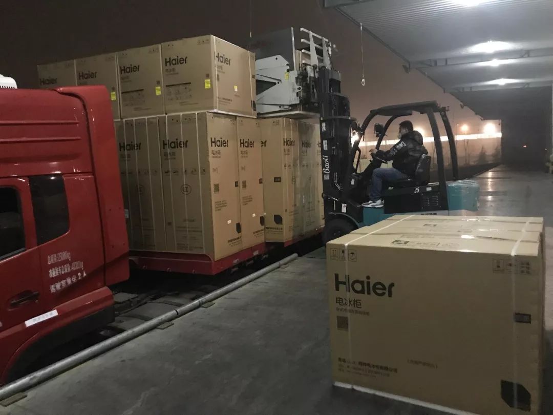 【头条】开发区: 与时间赛跑 助力企业成功运送万台设备_海尔