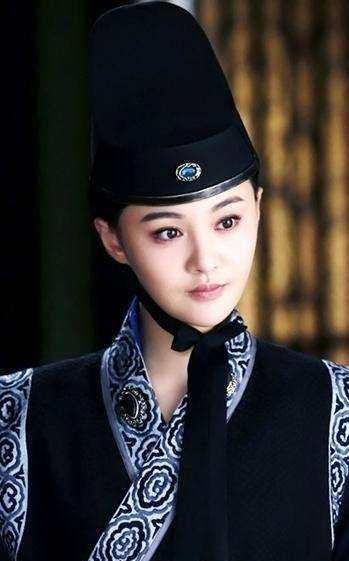 女扮男装的女星baby粗糙赵丽颖不及应采儿第一位骗了所有人
