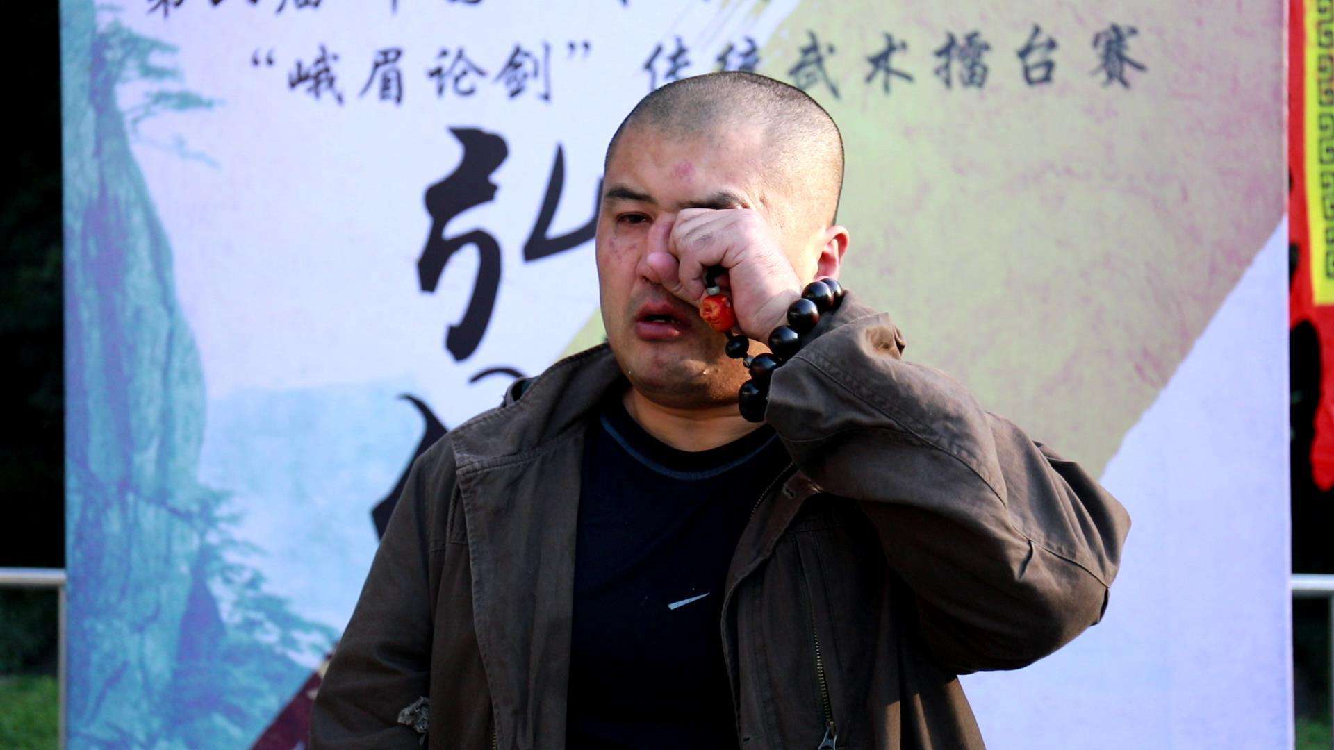 原创拍西瓜再现江湖!老外耳光大赛看傻雷公太极:拍得比我还狠