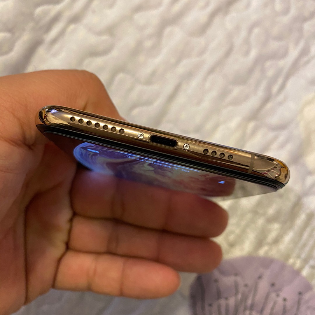 网友花6200元买iphonexsmax用了一个月发现翻车了