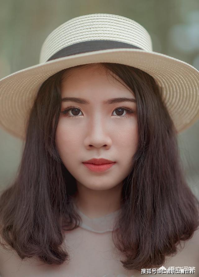 人像特写怎样拍才显得有视觉冲击力