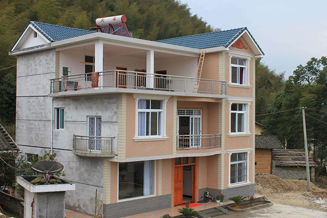 一年到头不在农村住,却花很多钱修房子,专家:搞不懂农民咋想的