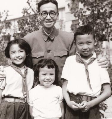 原创梁思成后人现状两个孙子都改姓林徽因死前为何没见上新生外孙