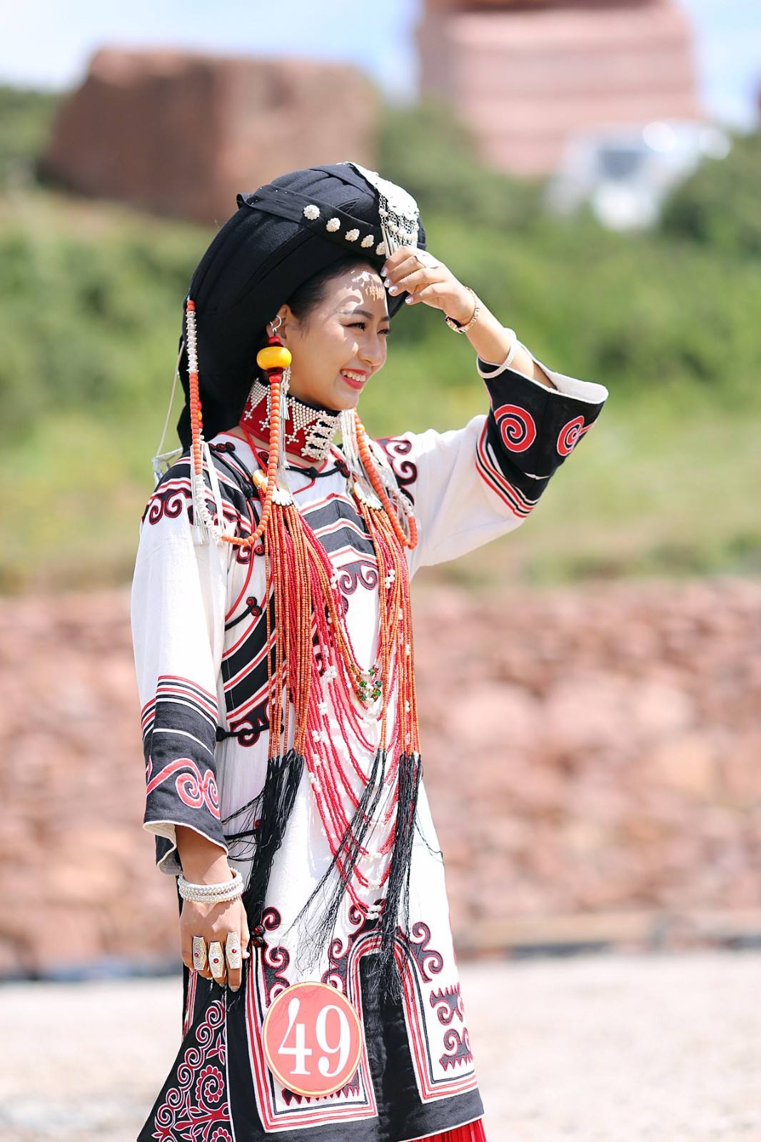 呷莫阿妞:古代彝族绝世美人 大小凉山九十九寨的姑娘都为她落泪
