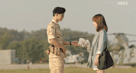 很多人都有过这样的困惑,为什么分手后他明明心里有我,但就是不肯跟我